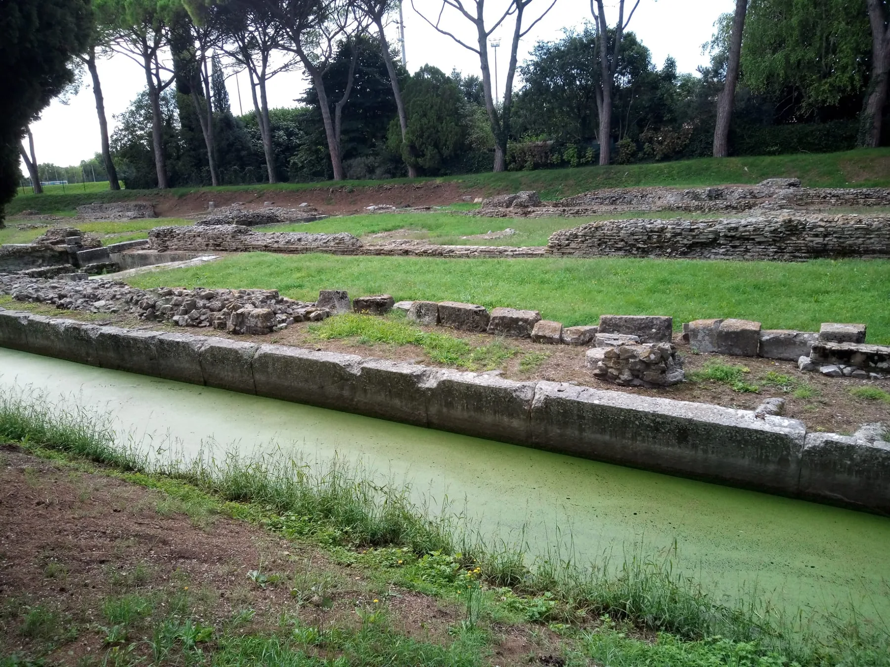 Ausgrabungen am Porto Fluviale in Aquileia